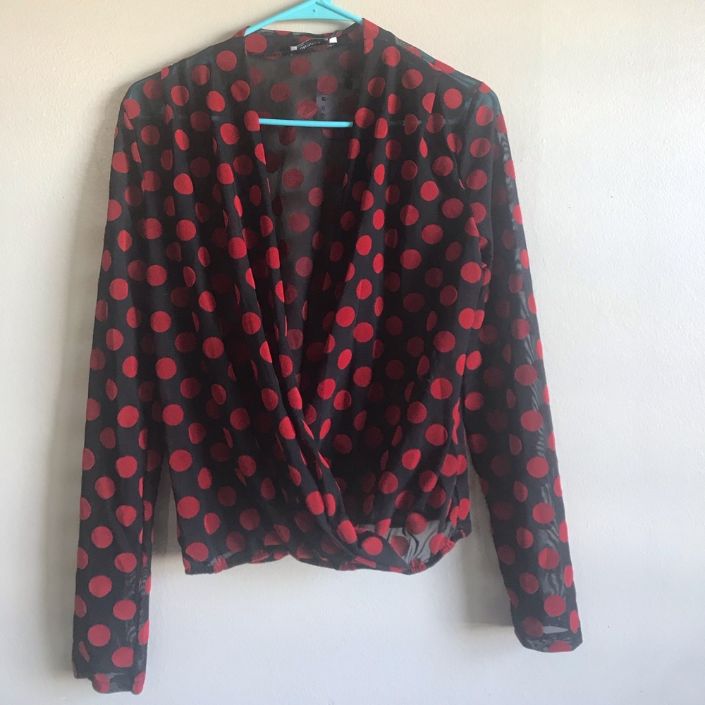 Polka dot detailed top